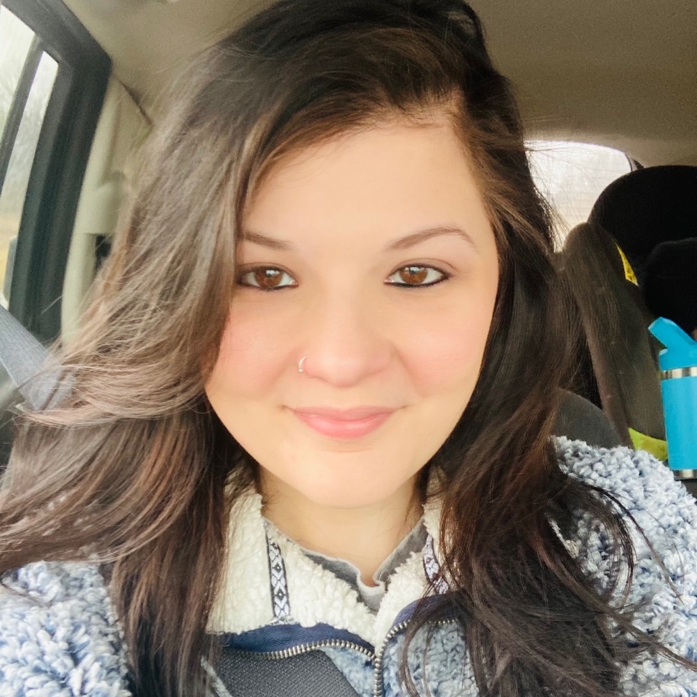 Meet your Posher, Andrea